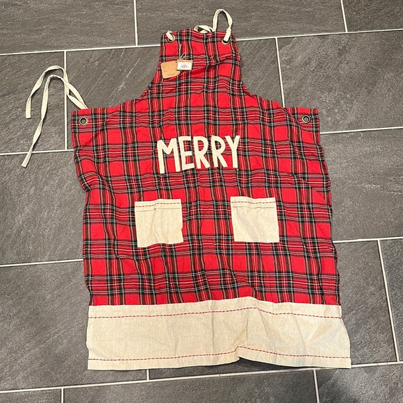 Mud Pie Other - MUDPIE “MERRY” APRON plaid Christmas